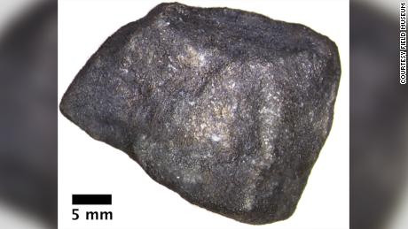 The meteorite that fell into Strawberry Lake contains beautiful organic compounds.