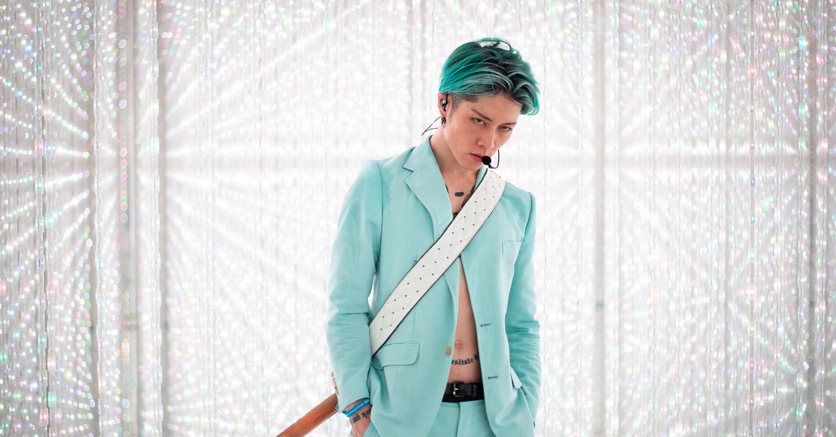 How Japanese rock star Miyavi performs in a world without live music