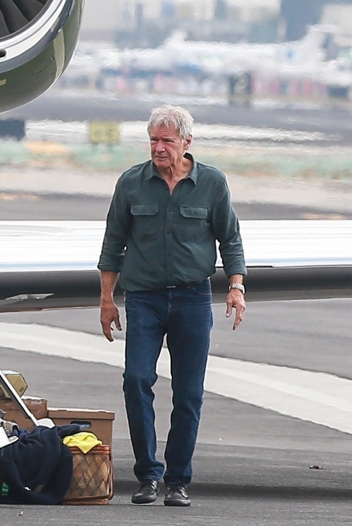 * EXCLUSIVE * Harrison Ford and Callista Flockhard prepare to fly his jet