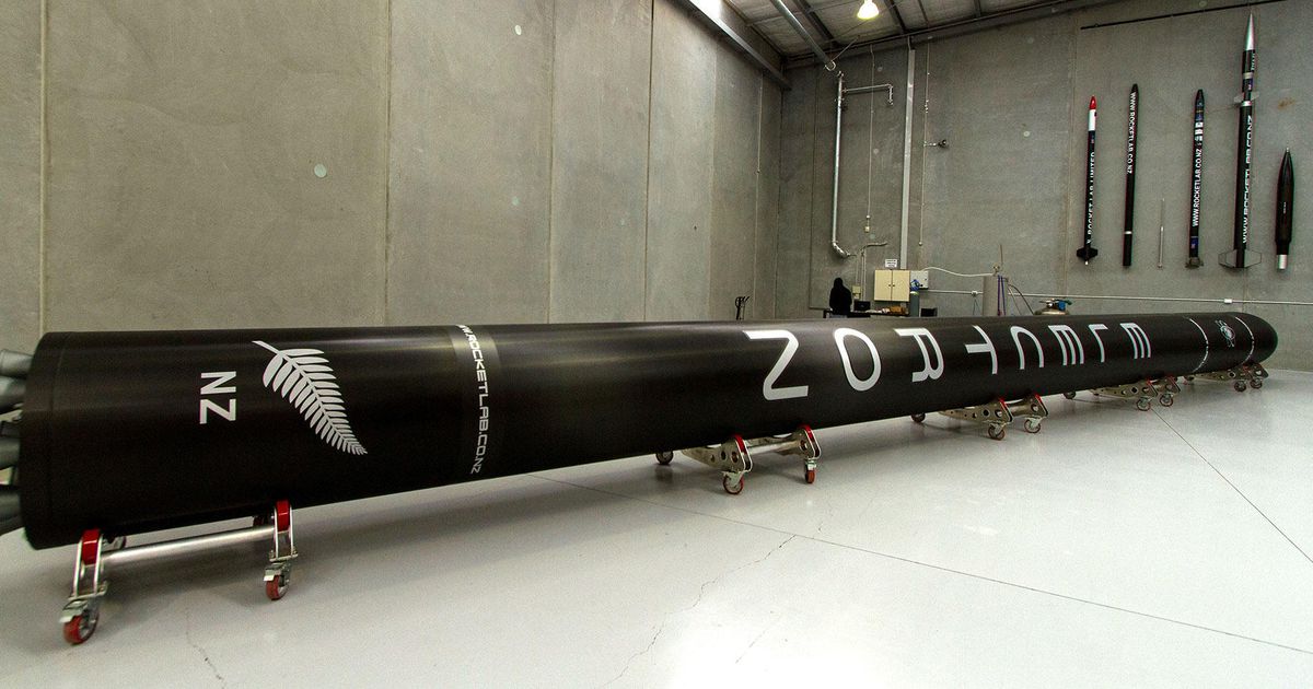 SpaceX rival Rocket Lab creates first electron booster Splastown