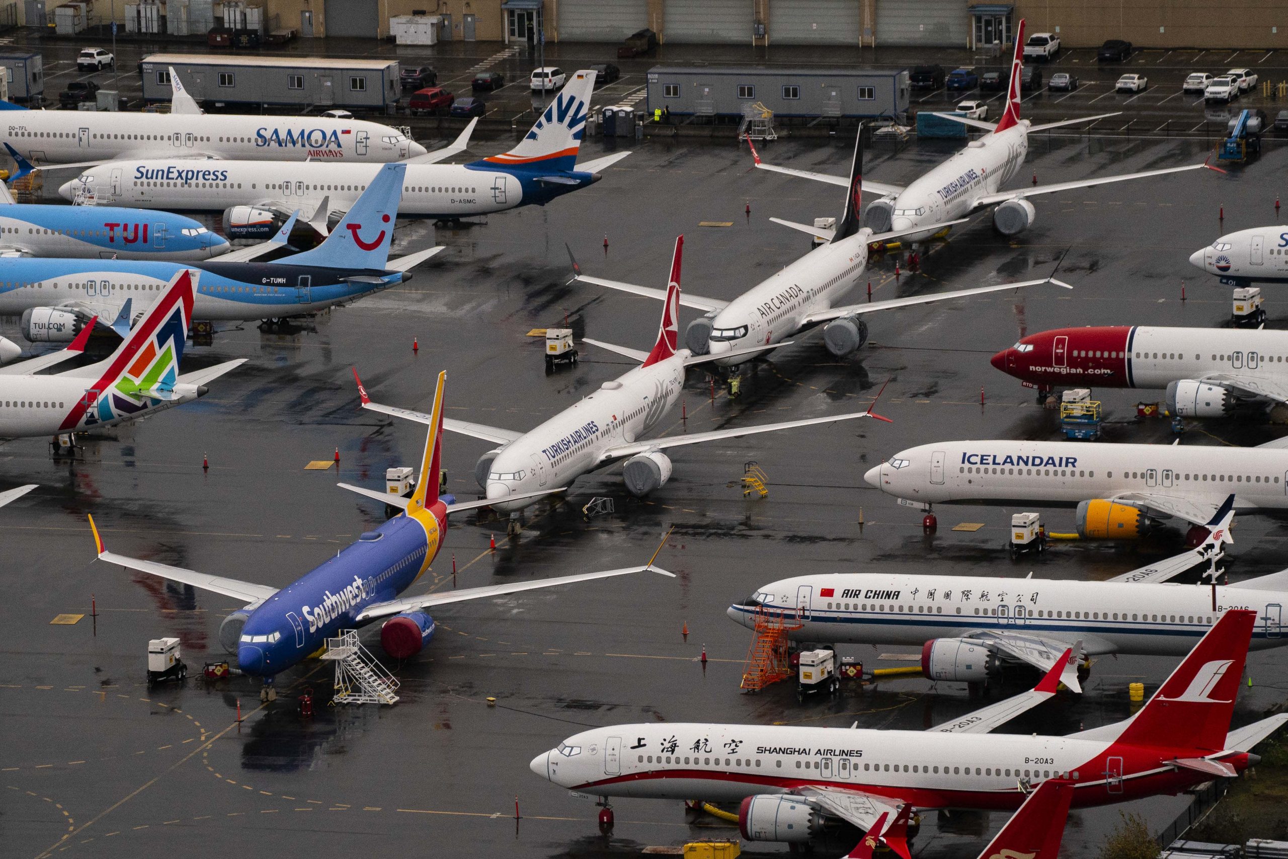 Boeing also announced a maximum of 737 cancellations in November