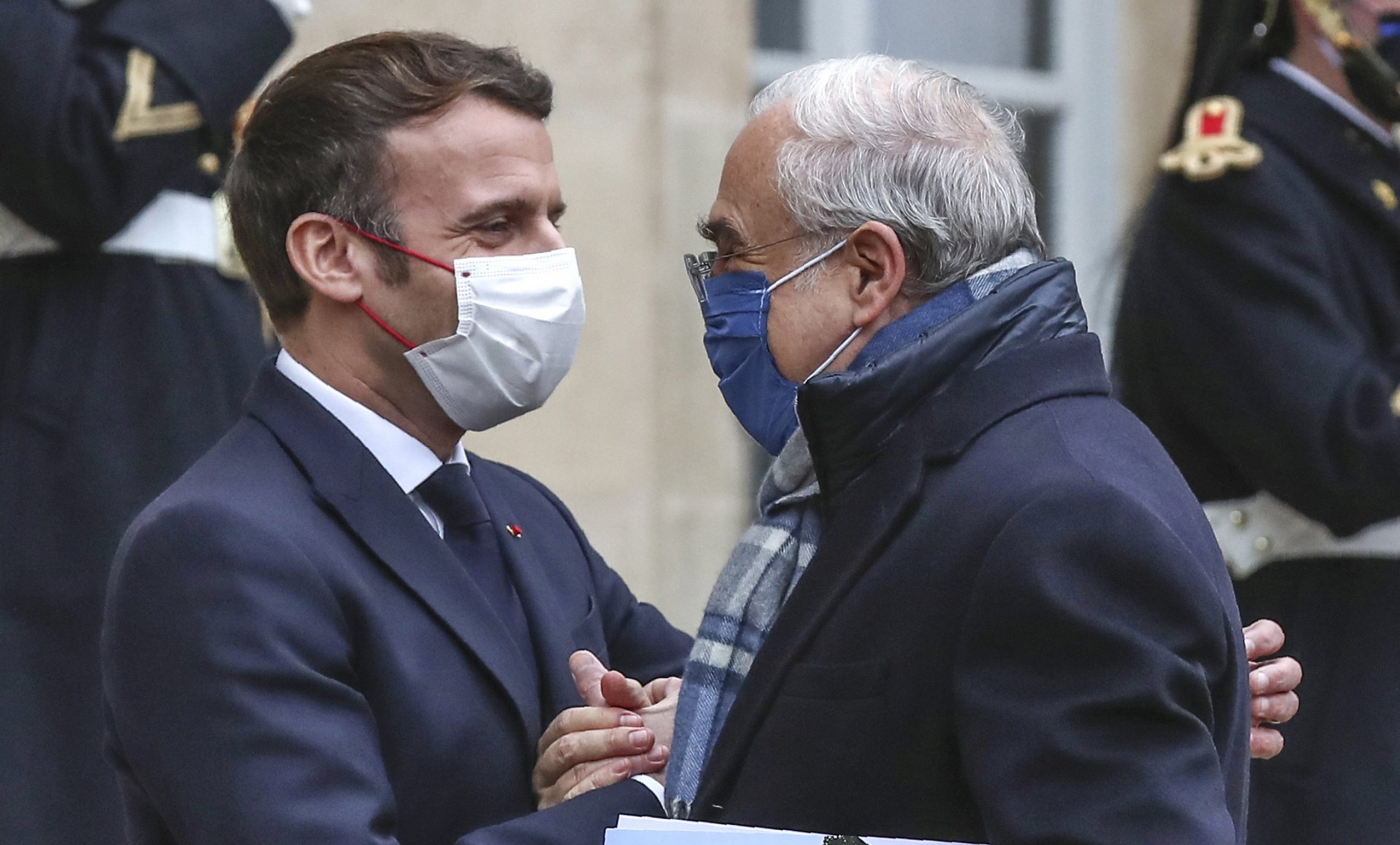 Macron of France accused his COVID of negligence and misfortune