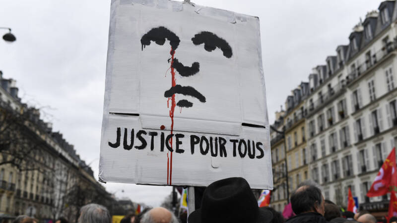 French organizations call for measures against ethnic profiling by police