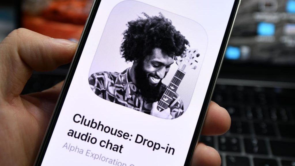 Chatapp Clubhouse is more and more popular, but what is it exactly?  |  NOW