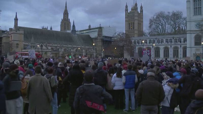 Hundreds of Britons demonstrate again in London after murder