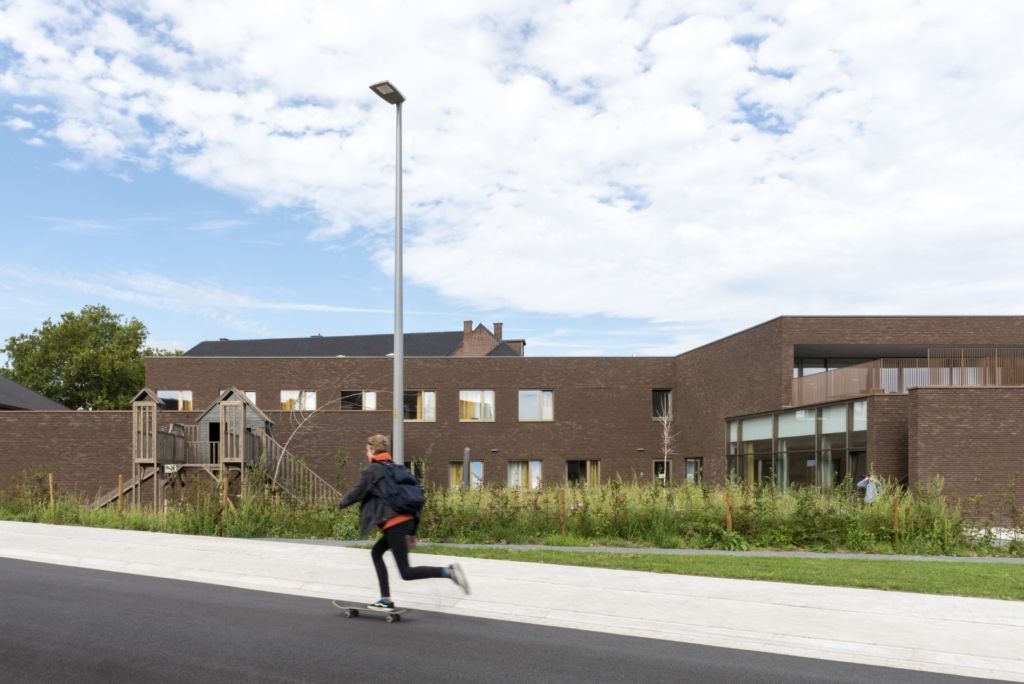 Special care for young people in Kortrijk gets a tailor-made space (B2Ai)