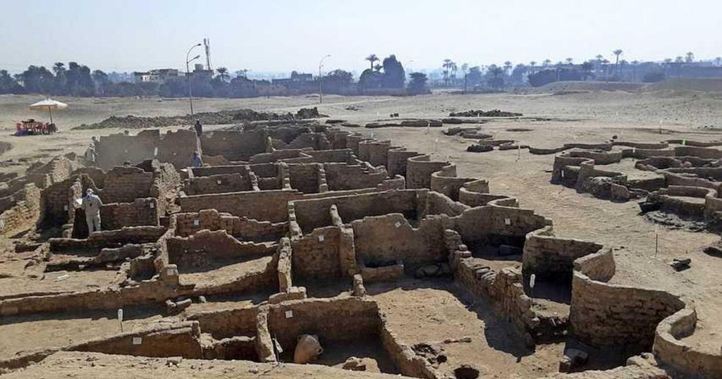 Archaeologists Discover Ancient City From Pharaoh's Time In Egypt |  The story