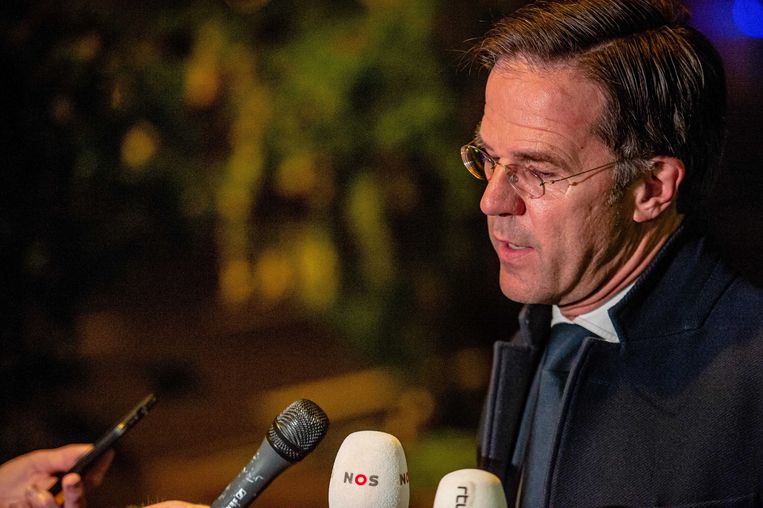 Outgoing Prime Minister Mark Rutte is ahead of the press ahead of the extraordinary EU summit.  ANP image