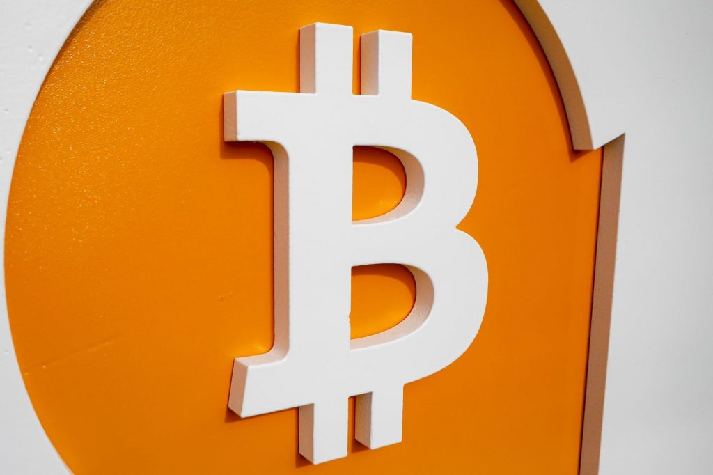 El Salvador plans to accept bitcoin as a legal currency