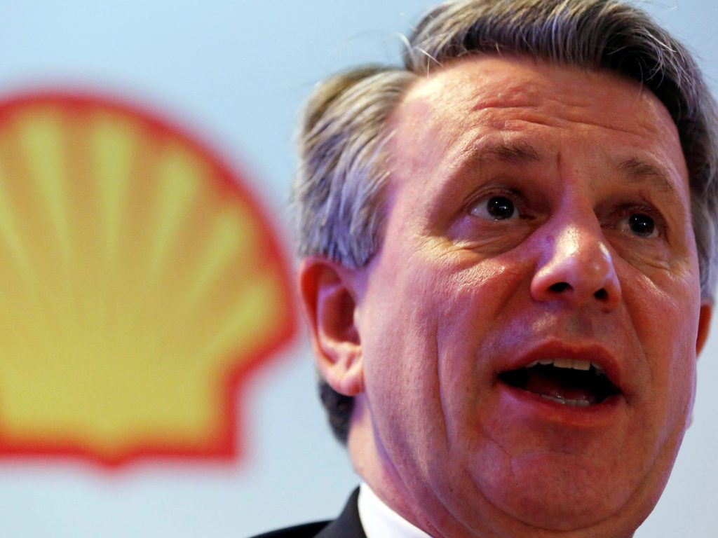 Reuters reports that Shell is considering selling assets in the United States' largest oil sector, highlighting the pressure to focus on low-carbon investments.