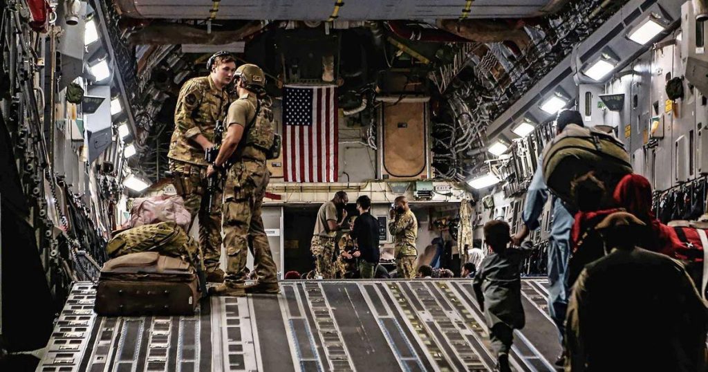 "US veterans save 500 Afghans from Kabul in covert operation" |  Abroad