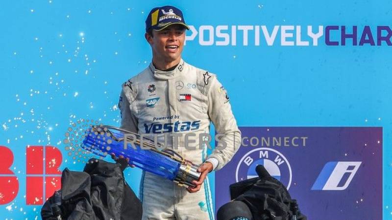 World champion Nyck de Vries continues to dream of Formula 1 after winning the lottery