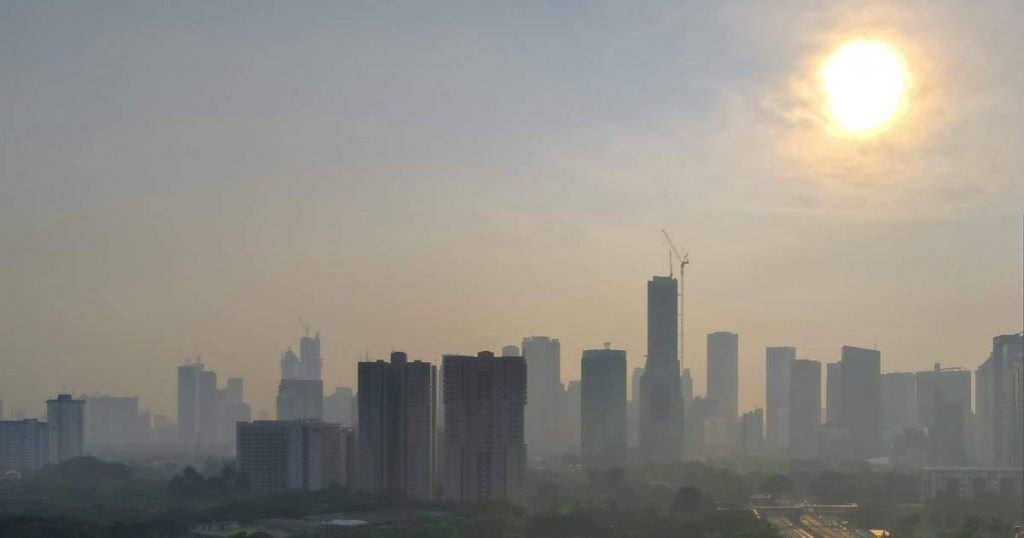Jakarta residents win 'historic' lawsuit against Indonesian government for air pollution |  Abroad