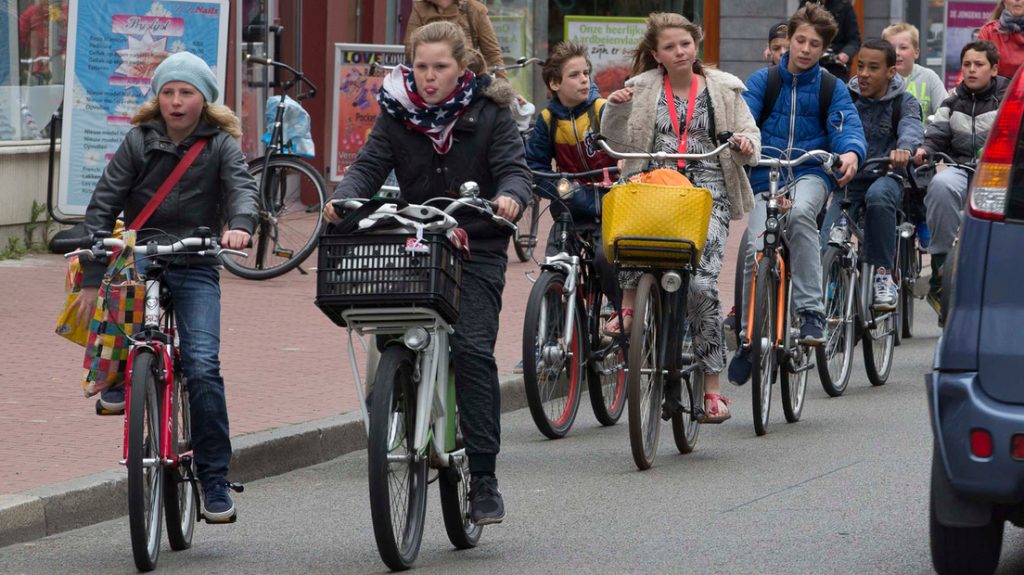 Groningen manages traffic "180 degrees differently": the car is no longer in first place