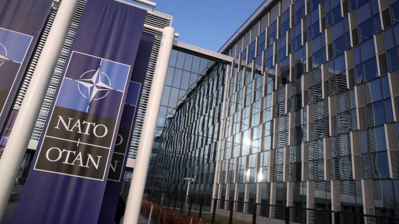NATO remains silent on withdrawal from Eastern Europe demanded by the Kremlin