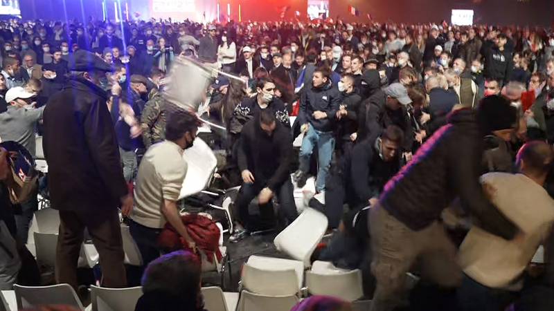 Opponents attacked at first rally of right-wing populist Zemmour