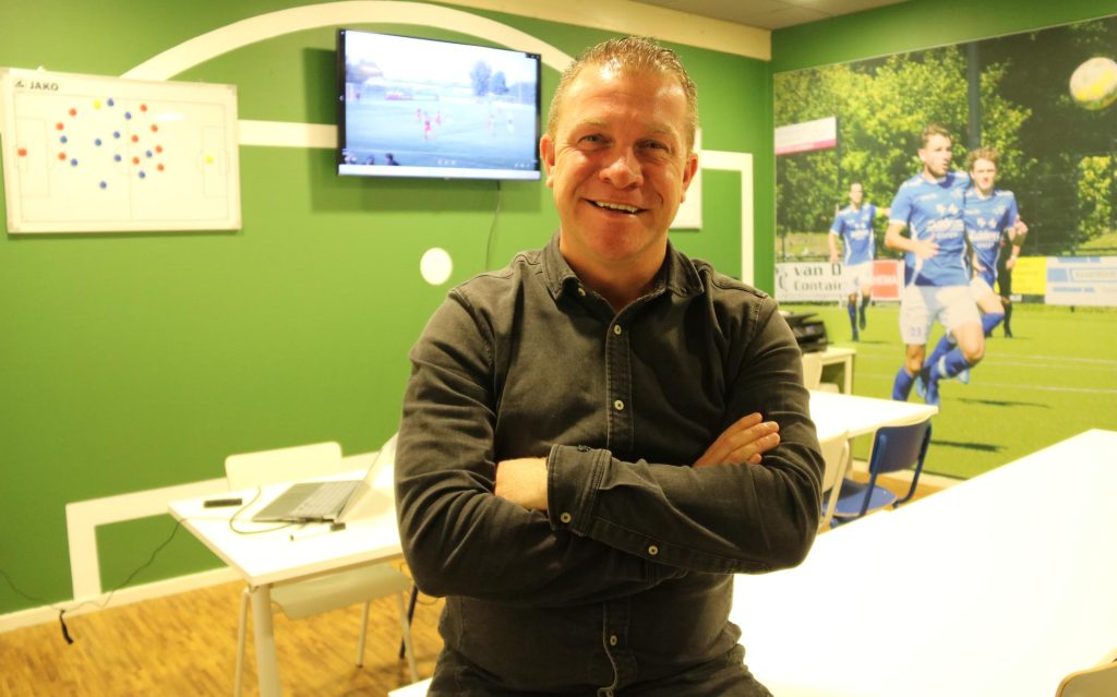 Coach Nico Haak looks back: Football Analysis Room must help Hoogeveen further
