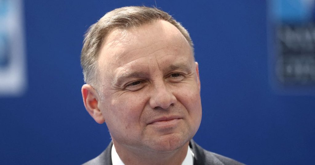 Polish president attends Beijing Olympics despite US boycott