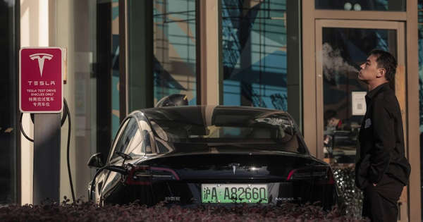 Tesla under fire in US for opening showroom in Xinjiang