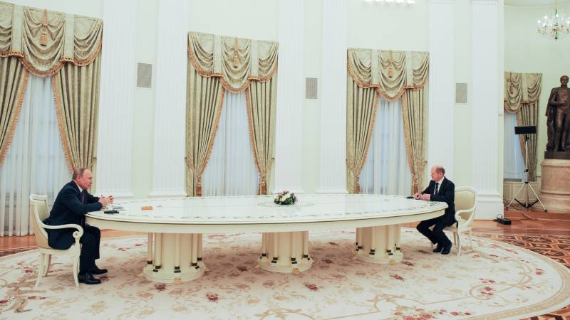 Putin sees room for talks after meeting Scholz over Ukraine