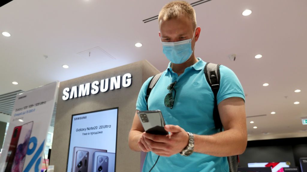 Samsung promises an update that should prevent 'app slowdown'