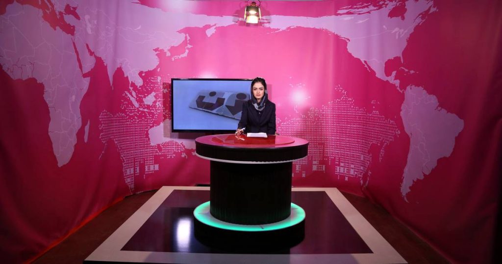Afghan presenters ignore Taliban order to cover faces on TV |  Abroad