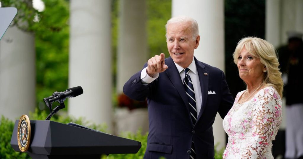 Joe and Jill Biden battle marital feud over text: 'We call it fexting' |  Abroad