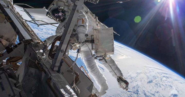 NASA suspends spacewalks after water leaks in astronaut's helmet |  NOW