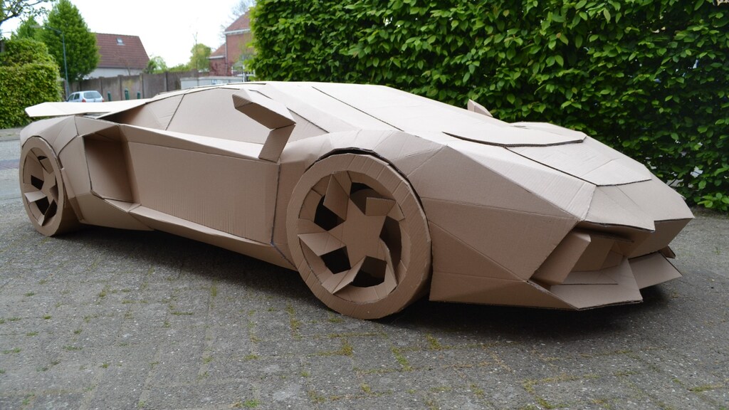 The cardboard Lamborghini