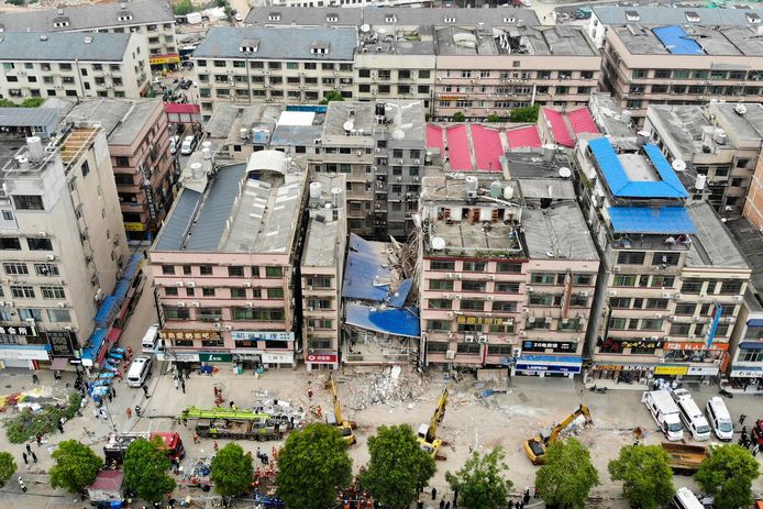 A building collapsed in the Chinese city of Changsha on Friday afternoon.