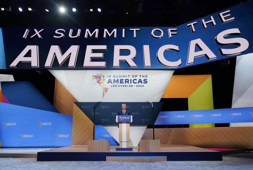 Biden seeks unity and clashes at US summit