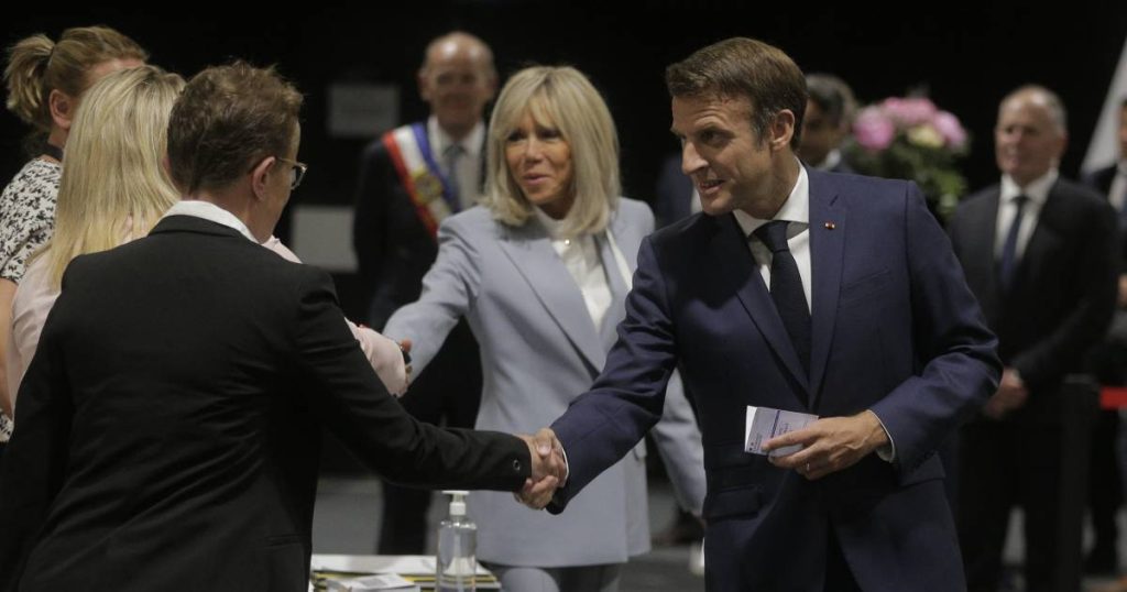 French legislative elections: Macron loses the absolute majority |  Abroad