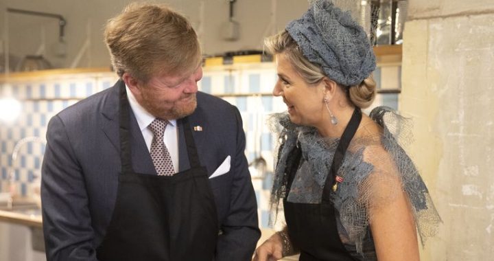 Here's how to make a beautiful bun as beautiful as Máxima's in 30 seconds