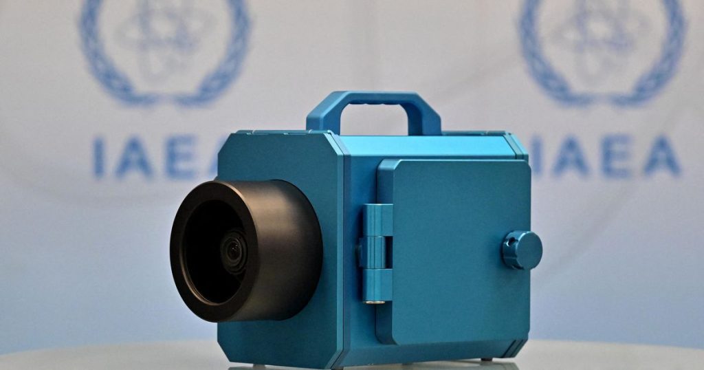 Iran removes 27 cameras from nuclear watchdog |  Abroad
