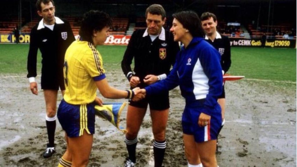 When Sweden won the 1984 European Championship, a duel lasted 70 minutes and the ball was smaller