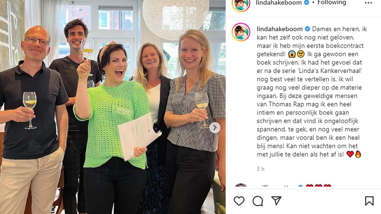 Hakeboom shares photos of the moment she signs her book deal.  Source: InstagramLinda Hakeboom