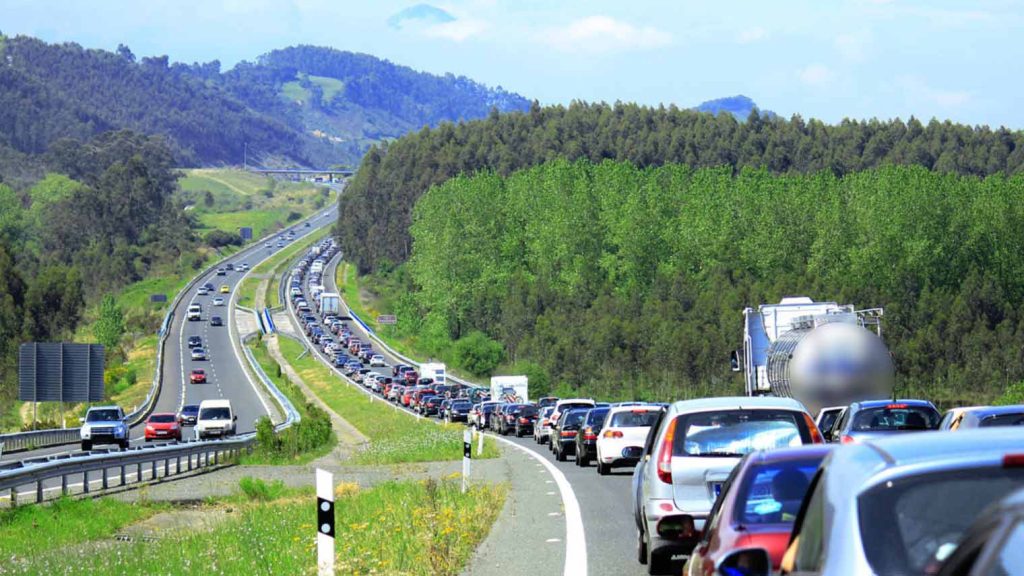 Traffic jams due to the start of the summer holidays |  ANWB