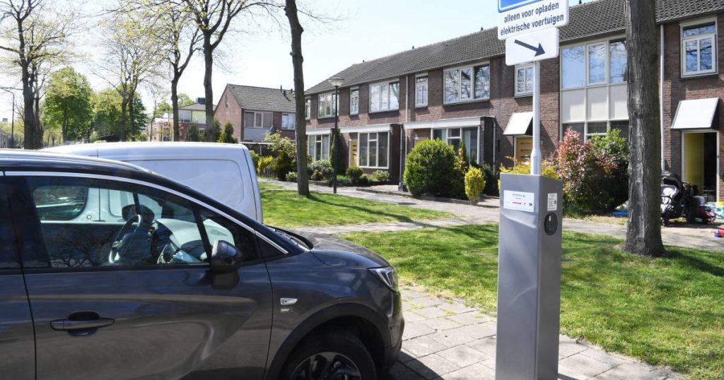 Charging station overrun continues in Roosendaal: 35 public charging stations will be added in 2023 |  Roosendaal