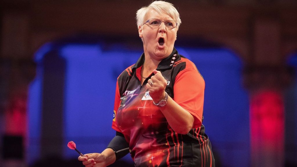 The PDC women's series continues next weekend;  competitors hope to take advantage of Sherrock's absence