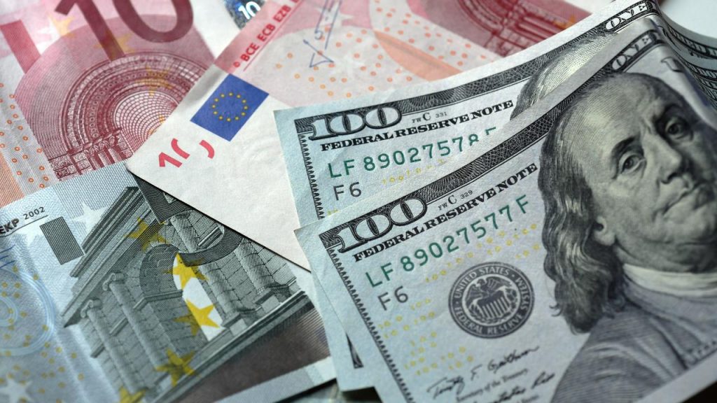 The euro briefly re-values ​​the dollar |  Now