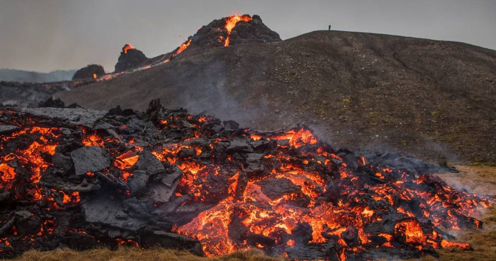Volcanic eruption in Iceland |  Science & Planet