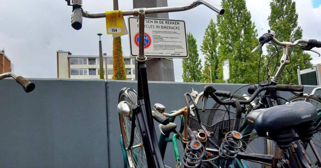 250 bicycles in Wageningen labeled as damaged bicycles or misplaced bicycles: “More space for center visitors” |  Wageningen