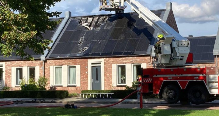 Fire again under solar panels in the Oude Polderstraat in Hulst |  Zeeland