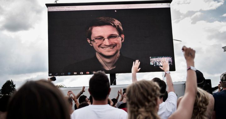 Putin gives US whistleblower Snowden a Russian passport |  Technology