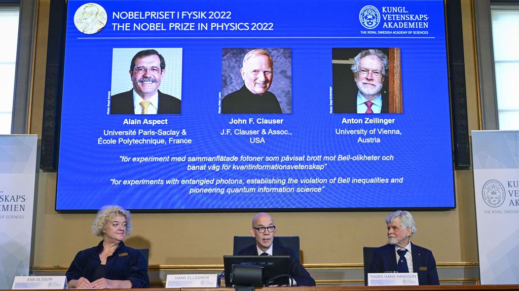 The Nobel Prize in Physics awarded to researchers in quantum physics