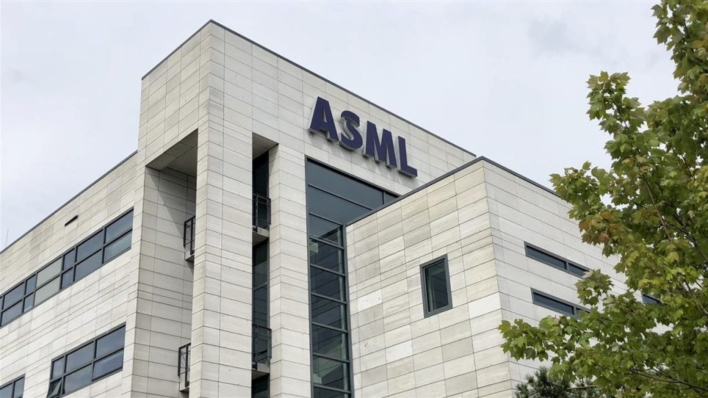 ASML again seems to be a victim of US sanctions against China