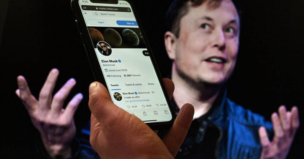 New Twitter boss Elon Musk fires top executive who played key role in Trump ban |  instagram