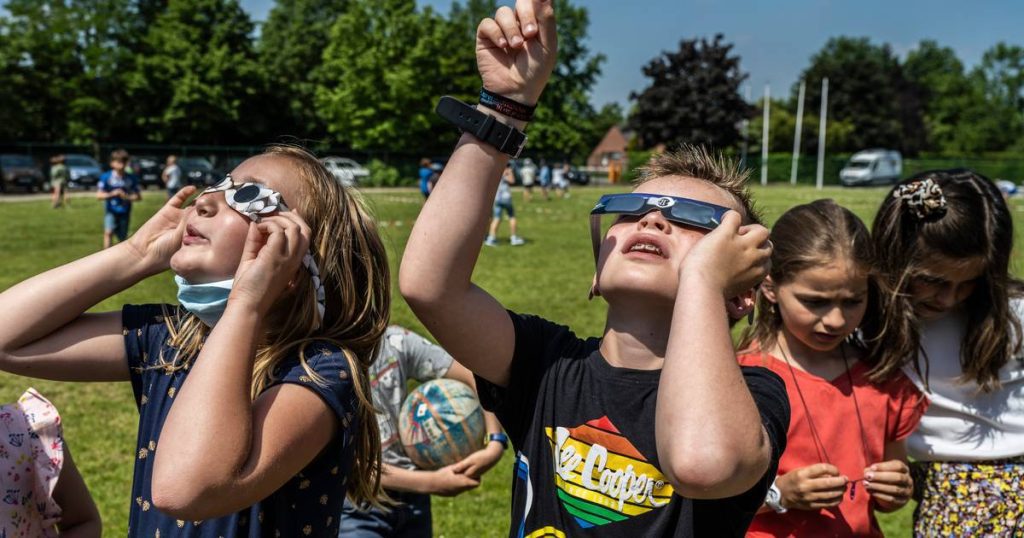 Partial eclipse and other interesting astronomical phenomena this month |  Science