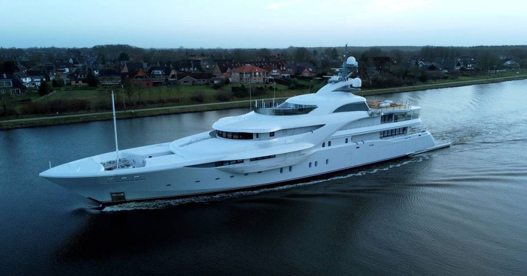 Superyacht Putin spotted off the Estonian coast with a new name: “Killer Whale” or “Orca” |  Abroad