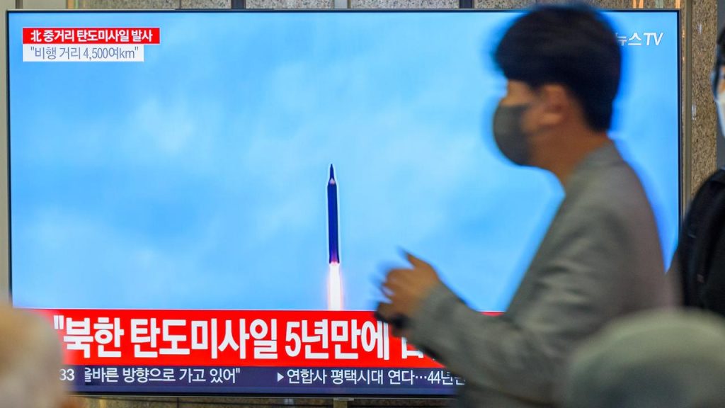 US and South Korea launch five missiles in response to North Korea |  NOW